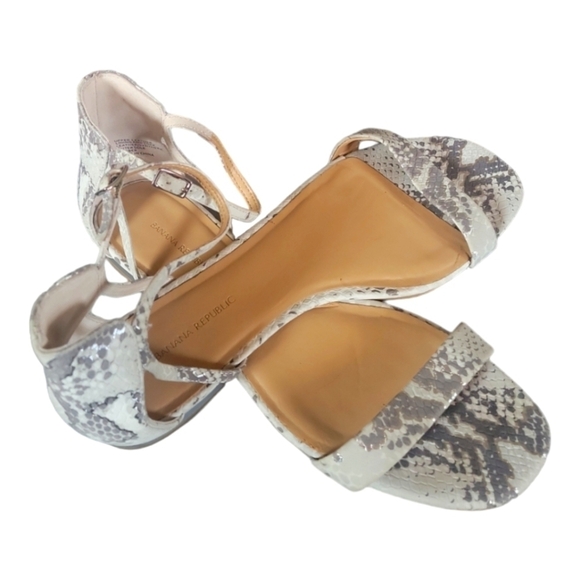 Banana Republic Snake Print Leather Upper Adjustable Ankle Strap Sandals Sz 10 - Picture 6 of 10